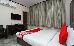 Oyo 15966 Hotel Shivam
