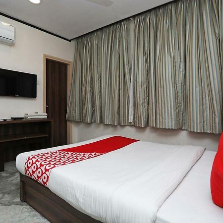 Oyo 15966 Hotel Shivam Kolkata Exterior photo